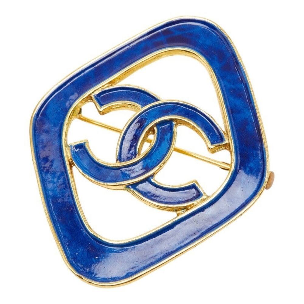 Chanel CC Logo Vintage Rhombus Brooch 93C Engraved Gold Blue Plated